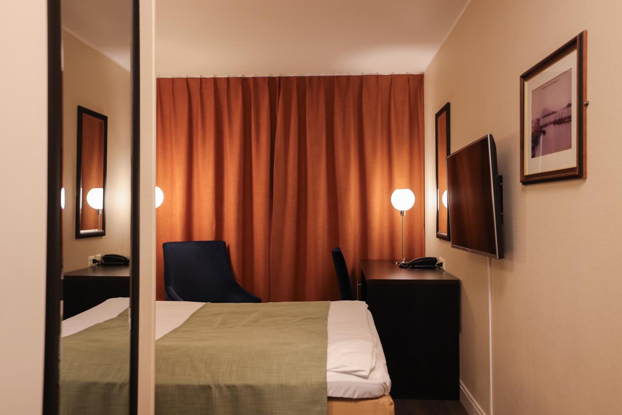 Quality Hotel Флоро Экстерьер фото